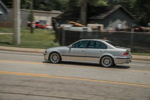 BMW M5 2003 года 